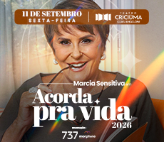 MARCIA SENSITIVA NO TEATRO